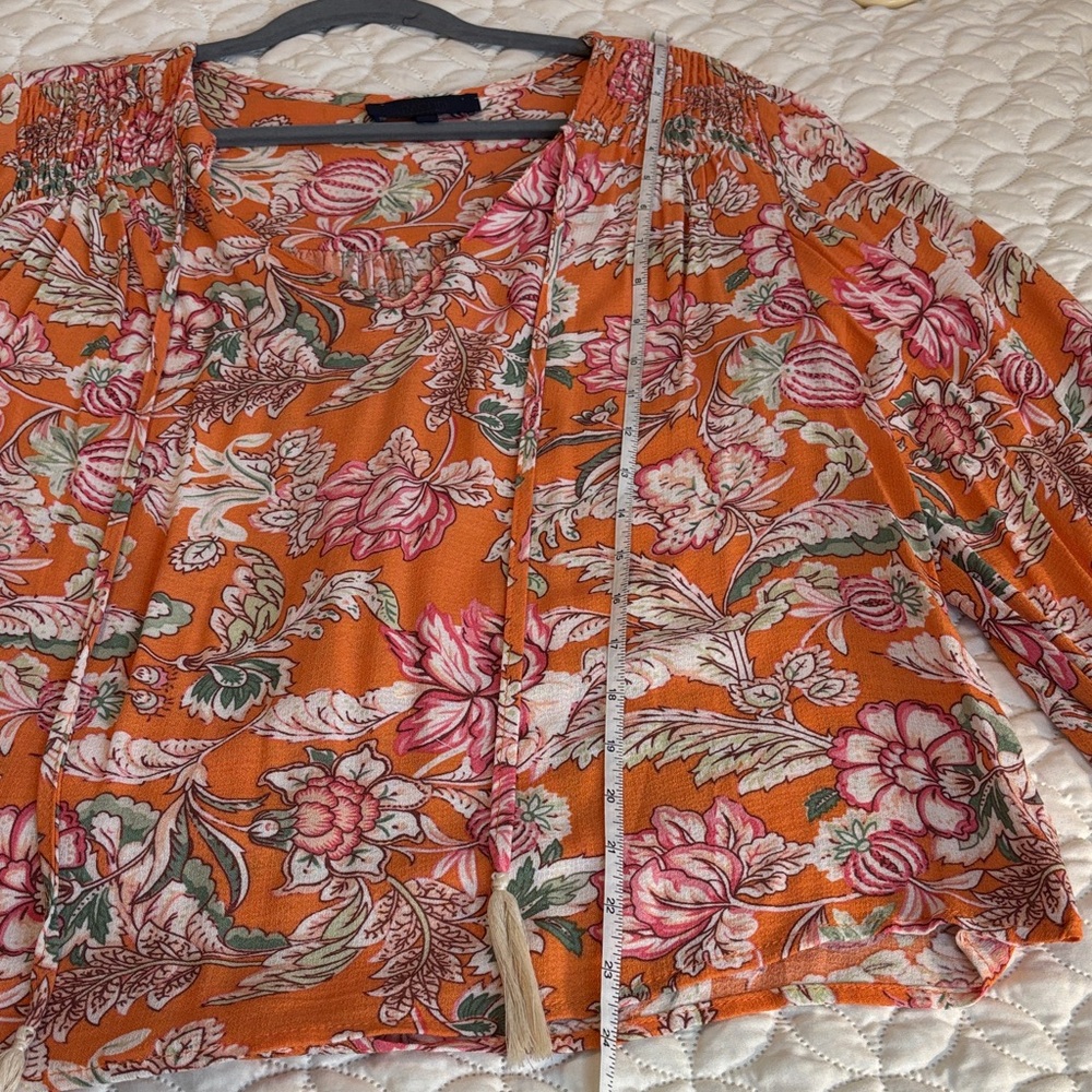 RACHEL Rachel Roy Orange Whimsical Floral LS BlouseW/Smocking Details V-Neck EUC - Picture 9 of 11